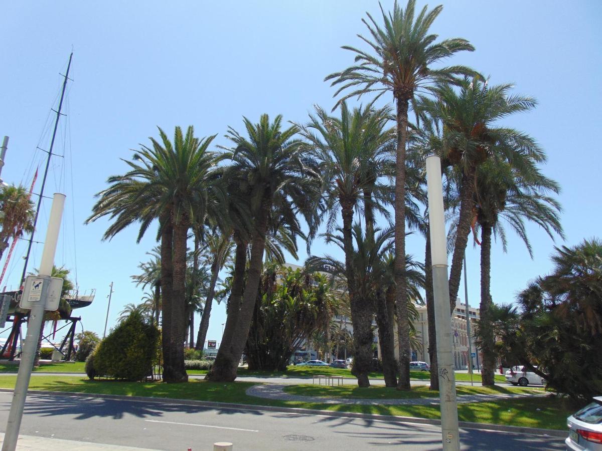 Apartamentos Playa Postiguet Αλικάντε Εξωτερικό φωτογραφία