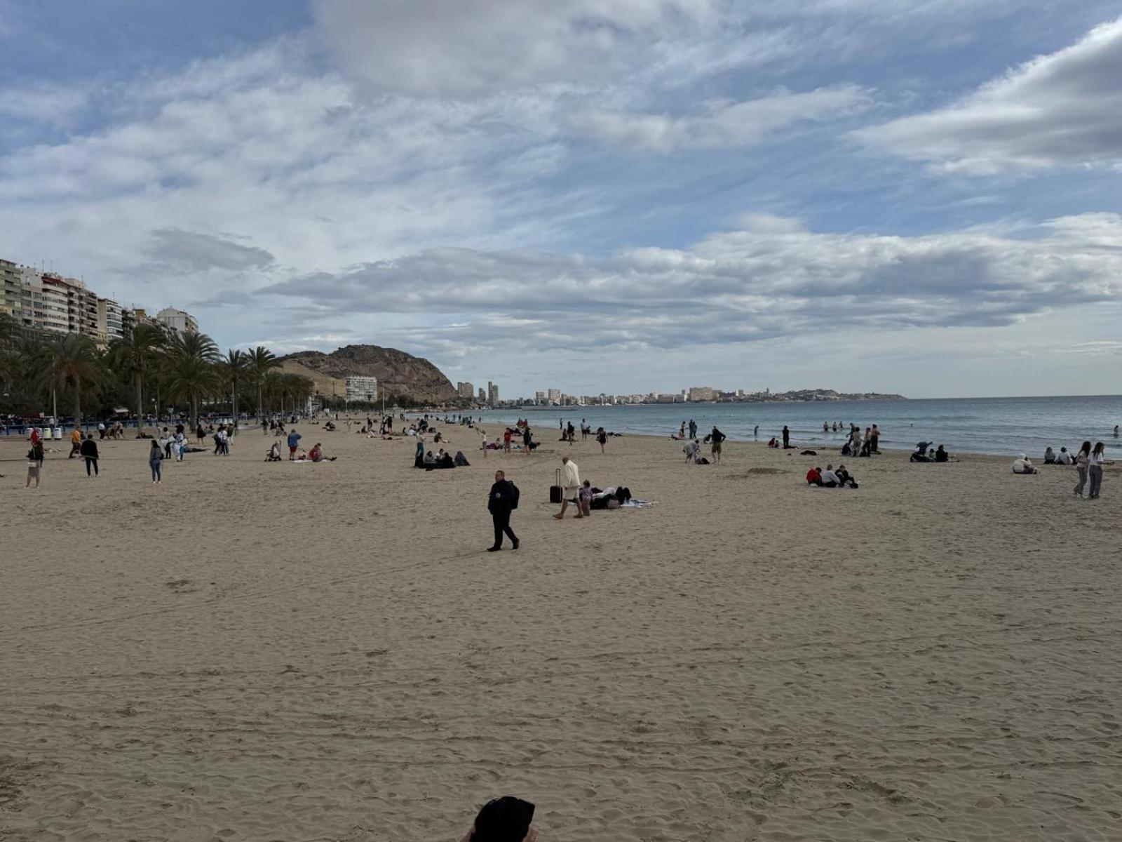 Apartamentos Playa Postiguet Αλικάντε Εξωτερικό φωτογραφία