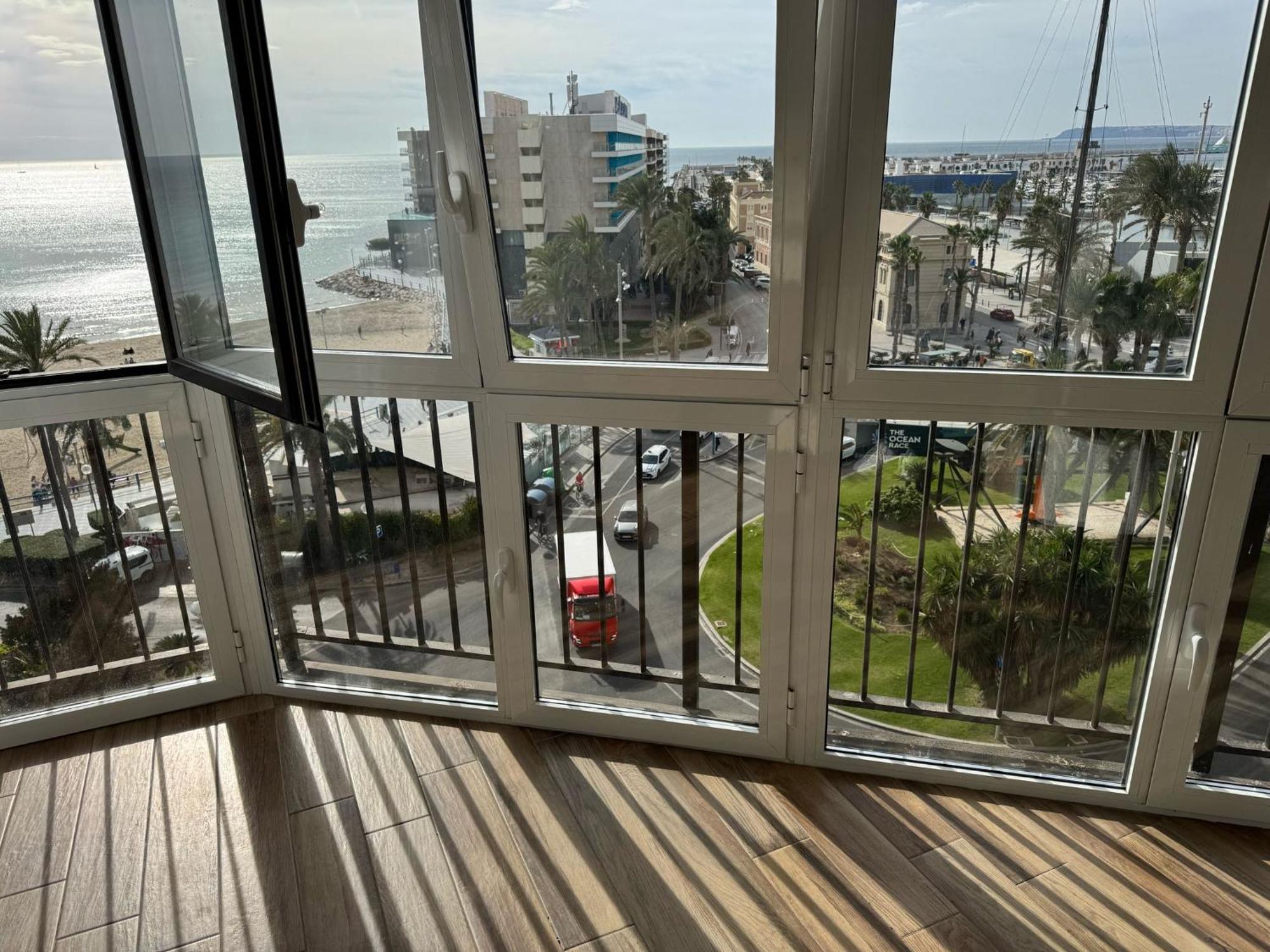 Apartamentos Playa Postiguet Αλικάντε Εξωτερικό φωτογραφία