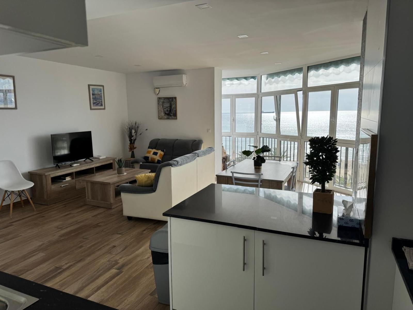 Apartamentos Playa Postiguet Αλικάντε Εξωτερικό φωτογραφία