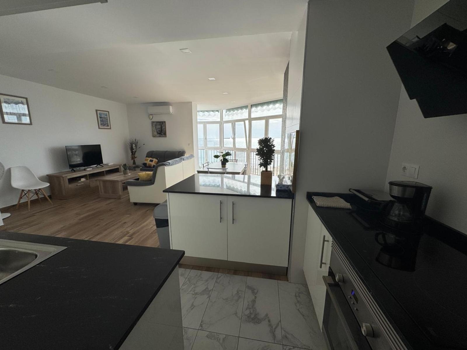 Apartamentos Playa Postiguet Αλικάντε Εξωτερικό φωτογραφία